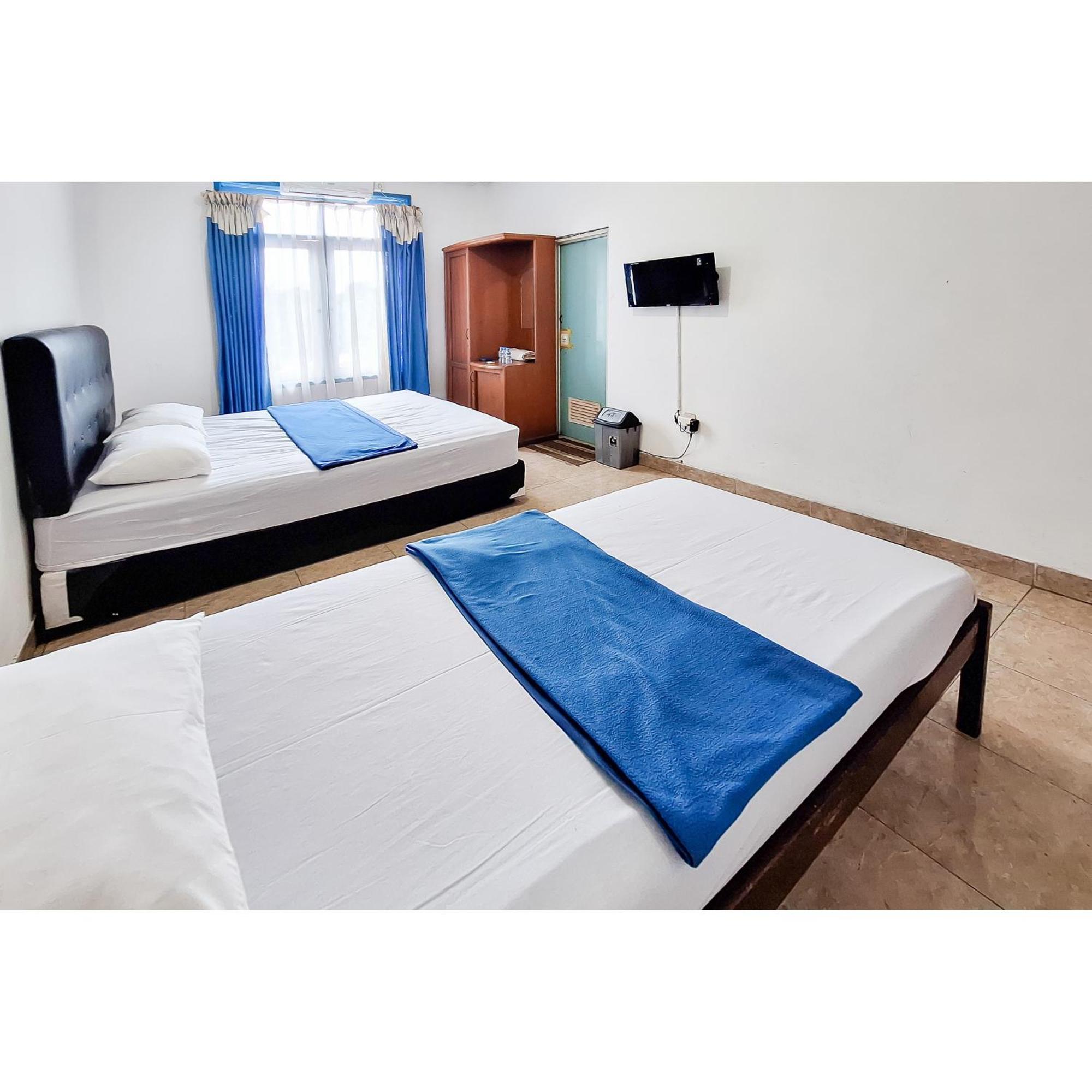 Wisma Pkbi Jabar Mitra Reddoorz Бандунг Экстерьер фото